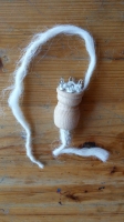 Making thread with sheepwool